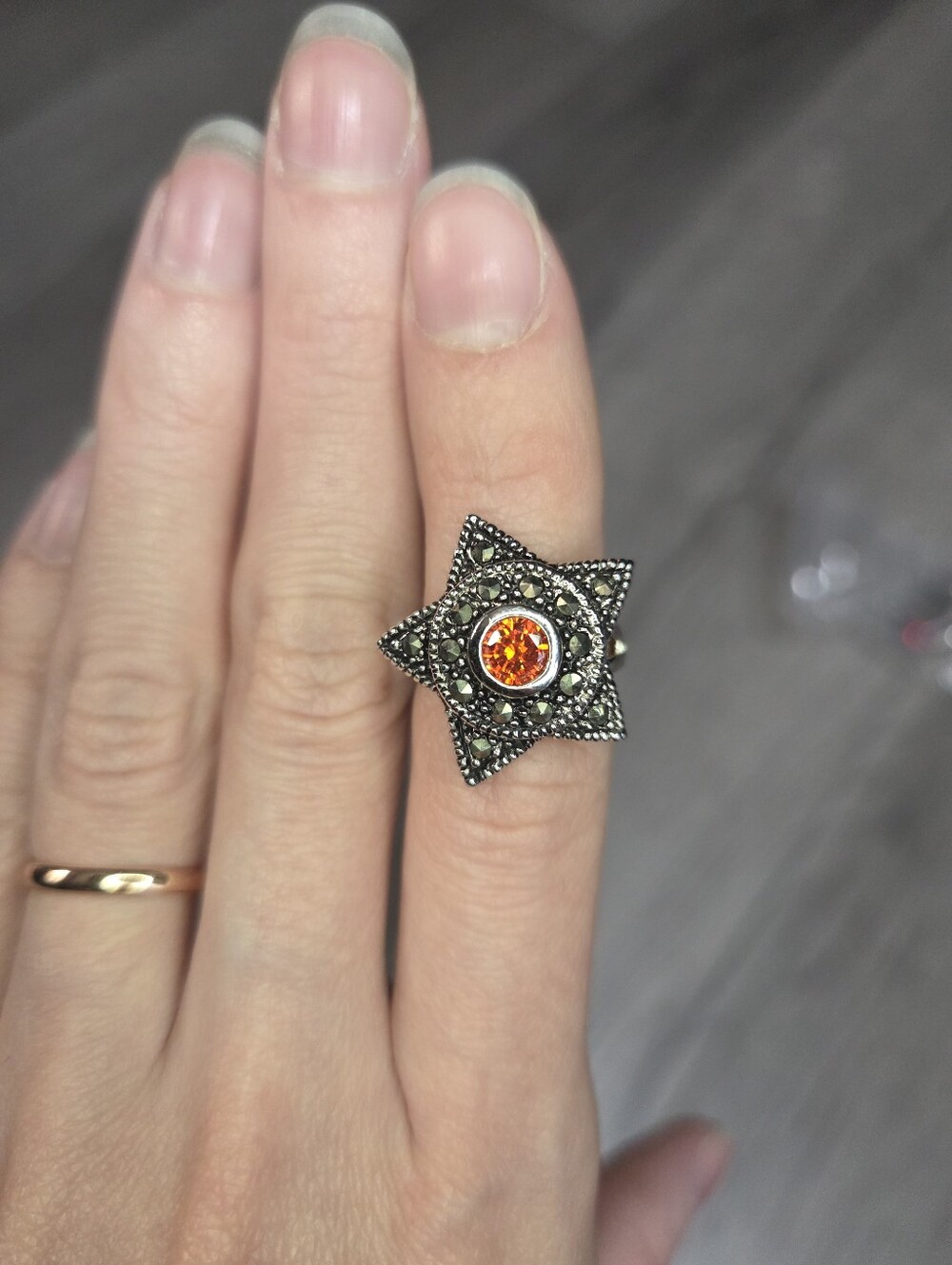 Vintage Thailand Sterling Silver Star Ring Orange Center Stone Size 5 Marcasite
